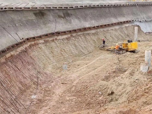 特克斯基坑边坡加固